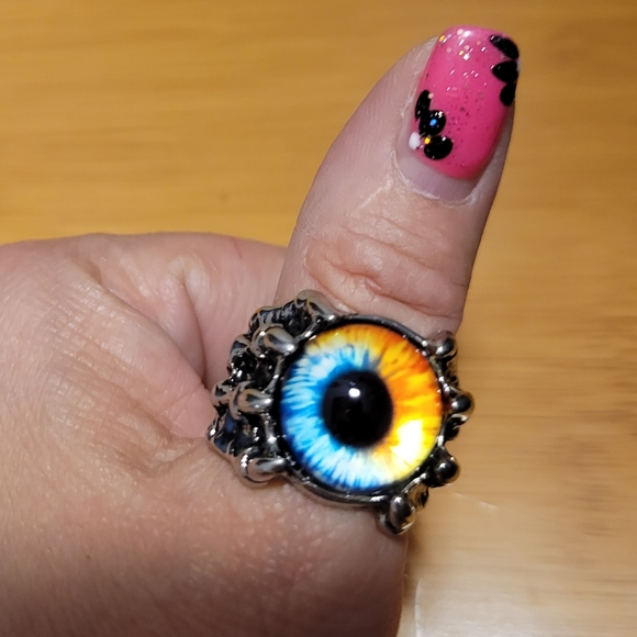 NWT Adjustable Claw Evil Eye Ring One size - Picture 4 of 10